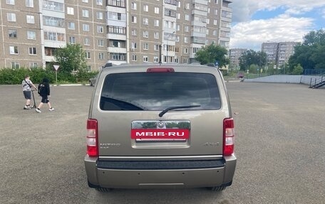 Dodge Nitro, 2007 год, 1 250 000 рублей, 7 фотография
