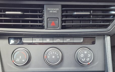 Volkswagen Jetta VII, 2021 год, 1 650 000 рублей, 14 фотография