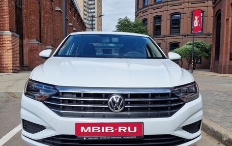 Volkswagen Jetta VII, 2021 год, 1 650 000 рублей, 2 фотография