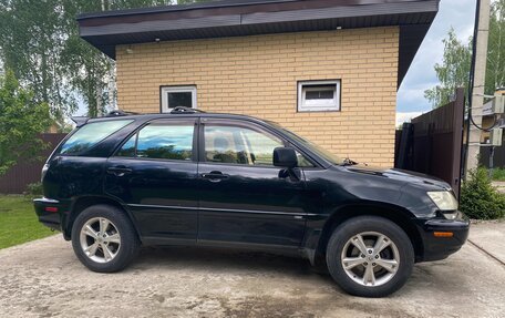 Lexus RX IV рестайлинг, 2001 год, 950 000 рублей, 8 фотография