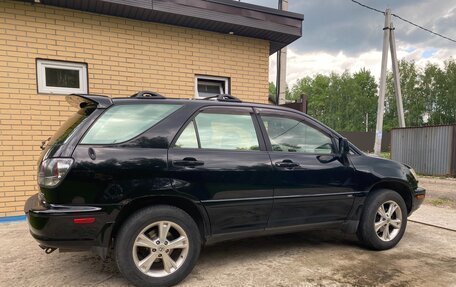Lexus RX IV рестайлинг, 2001 год, 950 000 рублей, 7 фотография