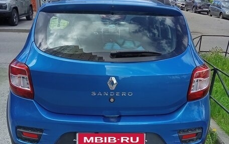 Renault Sandero II рестайлинг, 2020 год, 2 000 000 рублей, 2 фотография