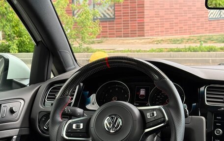 Volkswagen Golf GTI VII, 2017 год, 2 850 000 рублей, 13 фотография