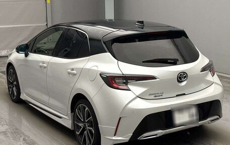 Toyota Corolla, 2022 год, 1 180 000 рублей, 4 фотография
