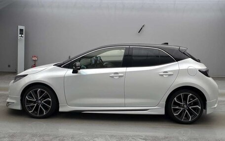 Toyota Corolla, 2022 год, 1 180 000 рублей, 5 фотография