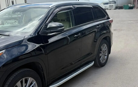 Toyota Highlander III, 2014 год, 2 700 000 рублей, 10 фотография