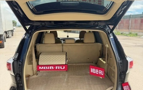 Toyota Highlander III, 2014 год, 2 700 000 рублей, 4 фотография