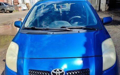 Toyota Yaris III рестайлинг, 2007 год, 470 000 рублей, 10 фотография