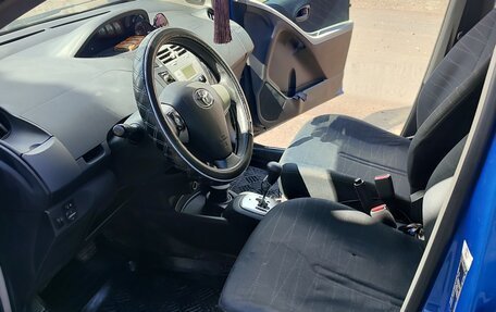 Toyota Yaris III рестайлинг, 2007 год, 470 000 рублей, 8 фотография