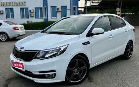 KIA Rio III рестайлинг, 2016 год, 1 035 000 рублей, 1 фотография