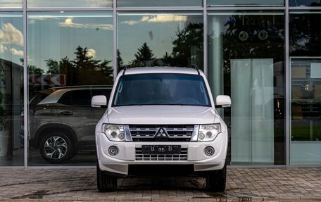 Mitsubishi Pajero IV, 2011 год, 1 795 000 рублей, 2 фотография