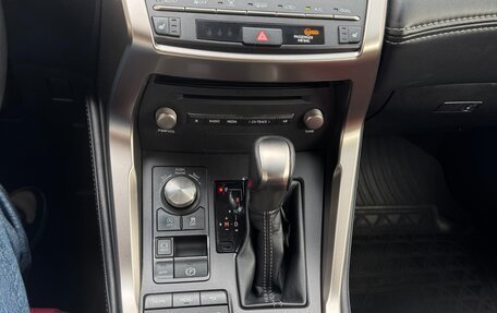 Lexus NX I, 2017 год, 2 780 000 рублей, 12 фотография