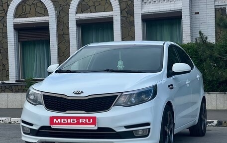 KIA Rio III рестайлинг, 2016 год, 1 035 000 рублей, 3 фотография