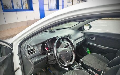 KIA Rio III рестайлинг, 2016 год, 1 035 000 рублей, 11 фотография