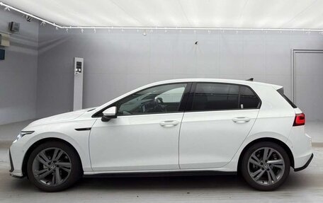 Volkswagen Golf VIII, 2022 год, 1 685 000 рублей, 5 фотография