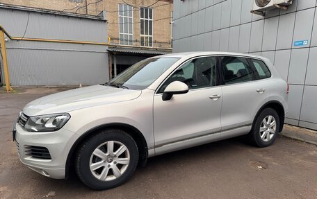 Volkswagen Touareg III, 2013 год, 2 500 000 рублей, 2 фотография