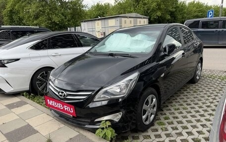 Hyundai Solaris II рестайлинг, 2015 год, 620 000 рублей, 5 фотография
