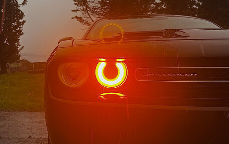 Dodge Challenger III рестайлинг 2, 2019 год, 2 280 000 рублей, 3 фотография