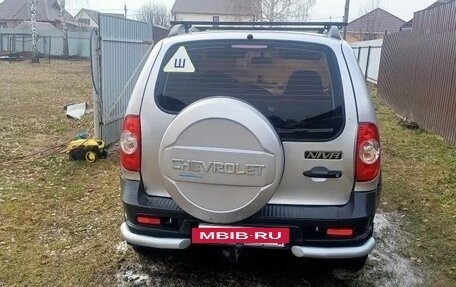 Chevrolet Niva I рестайлинг, 2011 год, 409 000 рублей, 2 фотография