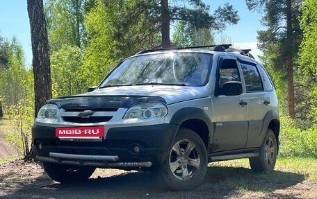 Chevrolet Niva I рестайлинг, 2011 год, 409 000 рублей, 8 фотография