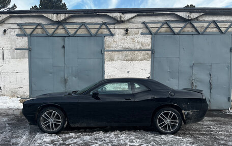 Dodge Challenger III рестайлинг 2, 2019 год, 2 280 000 рублей, 11 фотография