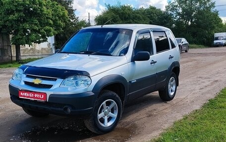 Chevrolet Niva I рестайлинг, 2009 год, 355 000 рублей, 1 фотография