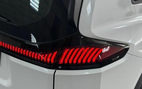Toyota RAV4, 2026 год, 4 600 000 рублей, 13 фотография