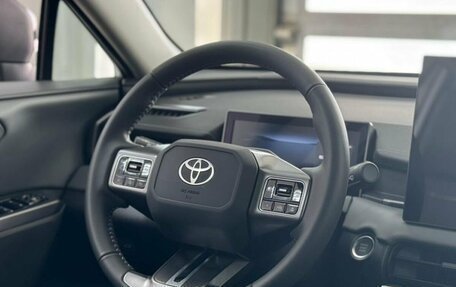 Toyota RAV4, 2026 год, 4 600 000 рублей, 17 фотография