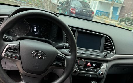 Hyundai Avante, 2018 год, 1 660 000 рублей, 5 фотография
