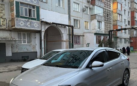 Hyundai Avante, 2018 год, 1 660 000 рублей, 3 фотография