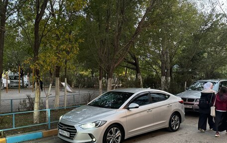 Hyundai Avante, 2018 год, 1 660 000 рублей, 21 фотография