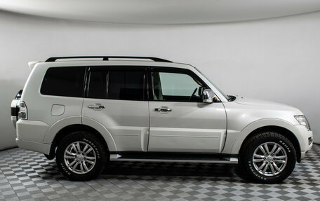Mitsubishi Pajero IV, 2017 год, 3 115 000 рублей, 4 фотография