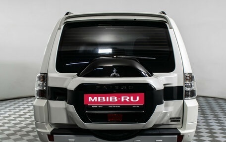 Mitsubishi Pajero IV, 2017 год, 3 115 000 рублей, 7 фотография