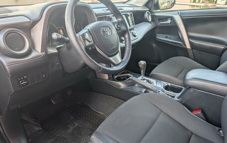 Toyota RAV4, 2018 год, 2 197 000 рублей, 5 фотография