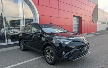 Toyota RAV4, 2018 год, 2 197 000 рублей, 3 фотография