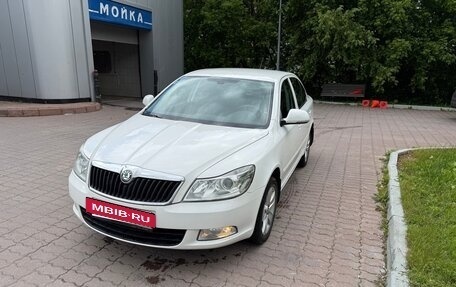 Skoda Octavia, 2012 год, 895 000 рублей, 2 фотография