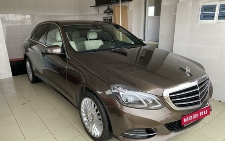 Mercedes-Benz E-Класс, 2014 год, 2 500 000 рублей, 5 фотография