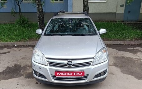 Opel Astra H, 2011 год, 530 000 рублей, 1 фотография