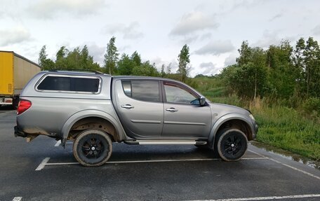 Mitsubishi L200 IV рестайлинг, 2014 год, 1 300 000 рублей, 3 фотография