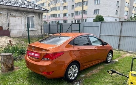 Hyundai Solaris II рестайлинг, 2015 год, 1 049 000 рублей, 3 фотография