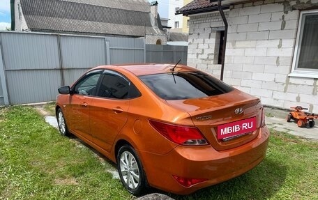 Hyundai Solaris II рестайлинг, 2015 год, 1 049 000 рублей, 4 фотография