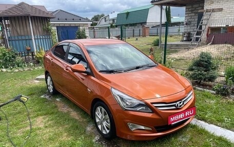 Hyundai Solaris II рестайлинг, 2015 год, 1 049 000 рублей, 2 фотография