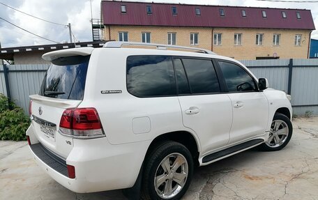 Toyota Land Cruiser 200, 2010 год, 3 300 000 рублей, 2 фотография