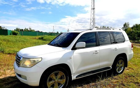 Toyota Land Cruiser 200, 2010 год, 3 300 000 рублей, 4 фотография