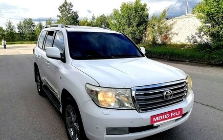 Toyota Land Cruiser 200, 2010 год, 3 300 000 рублей, 3 фотография