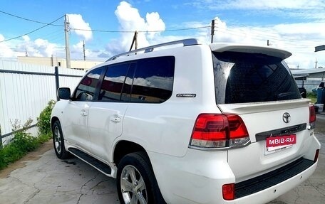 Toyota Land Cruiser 200, 2010 год, 3 300 000 рублей, 13 фотография