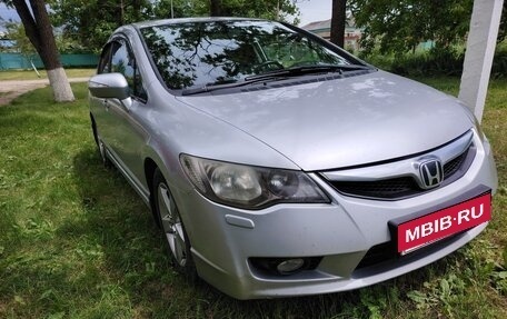 Honda Civic VIII, 2010 год, 800 000 рублей, 4 фотография