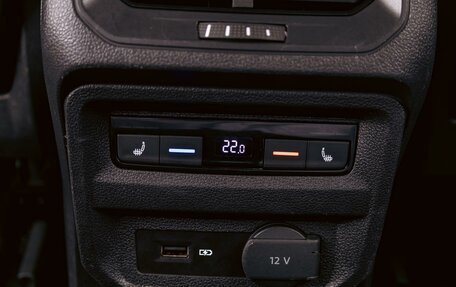 Volkswagen Tiguan II, 2018 год, 2 055 000 рублей, 17 фотография