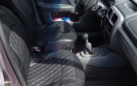 Renault Clio III, 2001 год, 178 000 рублей, 13 фотография