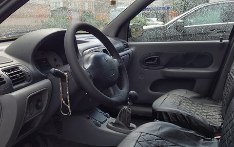 Renault Clio III, 2001 год, 178 000 рублей, 11 фотография